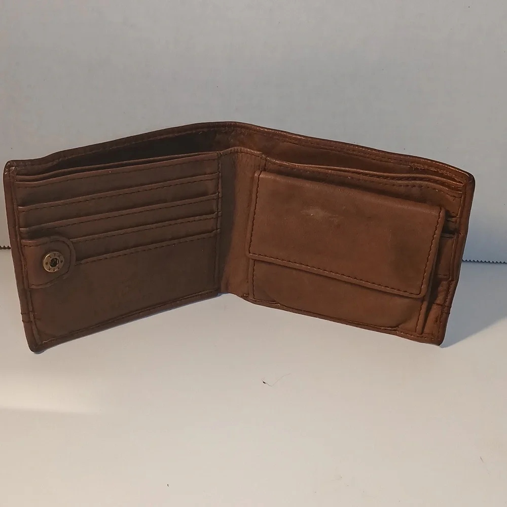 Fat Face Brown Leather Trifold Card Wallet